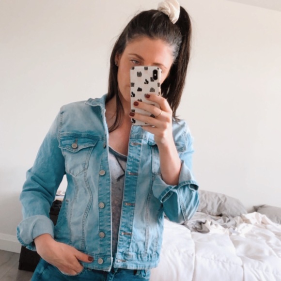 Bluenotes Jackets & Blazers - Cute Fade Blue Jean Jacket